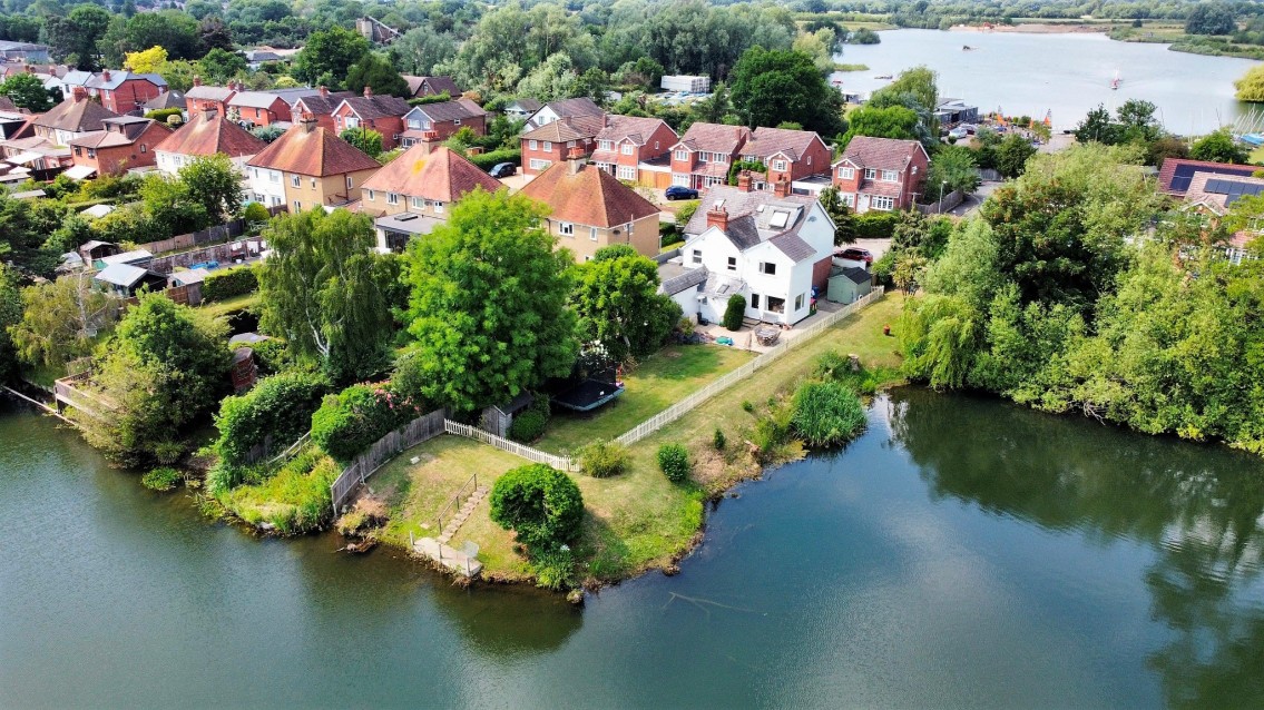 Images for Summerleaze Lake, Maidenhead EAID:BMHCC BID:maidenhead